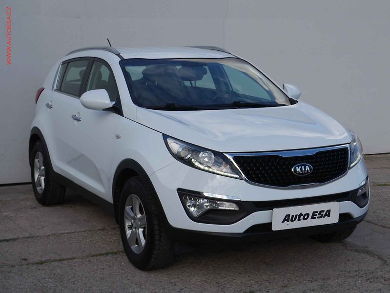Kia Sportage (2015) 1.7 CRDi, 2.maj,ČR, servis - fotografie inzerátu