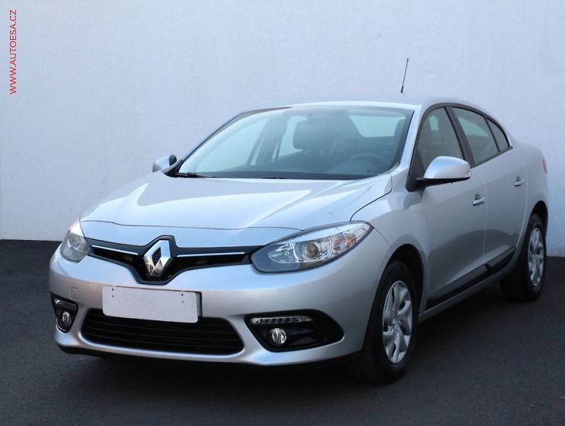 Renault Fluence (2016) 1.6 i 16V, 1.maj,ČR, STK5/28 - fotka 3 z 3