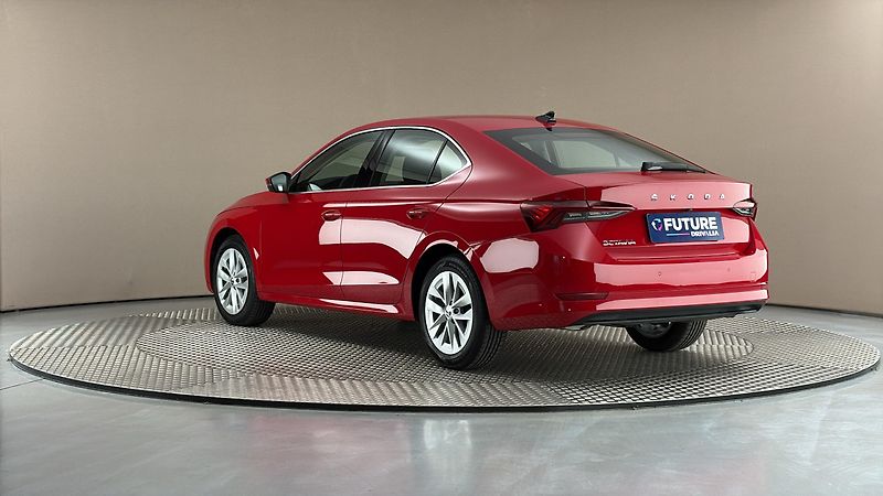 Škoda Octavia 1.5 TSI Style - fotka 2 z 27