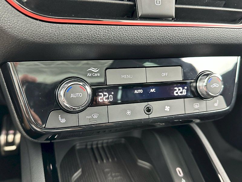 Škoda Kamiq (2025) DSG 1.5TSI 110kW Monte Carlo - fotka 21 z 32