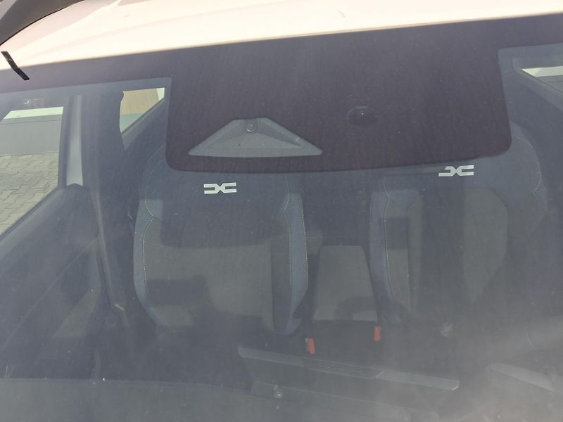 Dacia Bigster (2026) expression mild hybrid-G 140 - fotka 35 z 37
