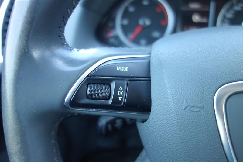 Audi Q5 2,0 TDi 120KW,S-TRONIC,QATTRO. - fotka 29 z 36