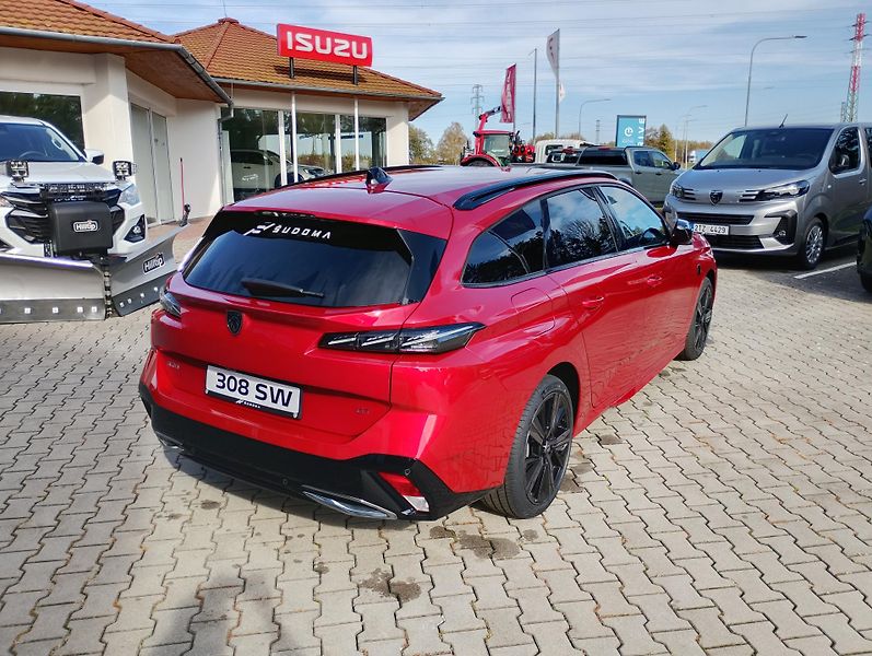 Peugeot 308 SW GT 1.5 BHDi 130k EAT8 - fotka 8 z 28