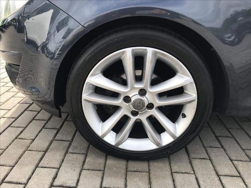 Opel Corsa 1,3 CDTi - fotka 14 z 15