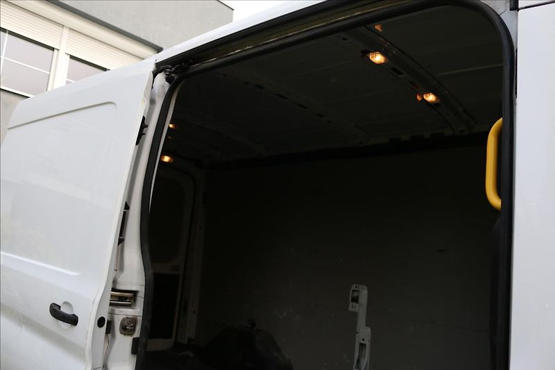 Ford Transit 2,0 95kW,ČR, DPH, Klima - fotka 26 z 27