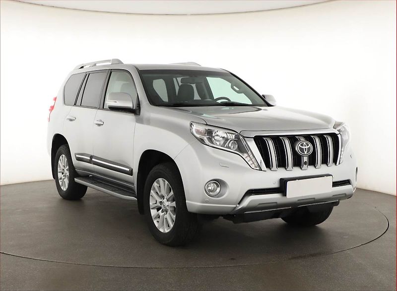 Toyota Land Cruiser (2017) 2.8 D-4D - fotka 1 z 20