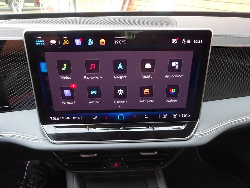 Volkswagen Passat (2024) 1,5 eTSi/ 110kW DSG Business - fotka 21 z 26