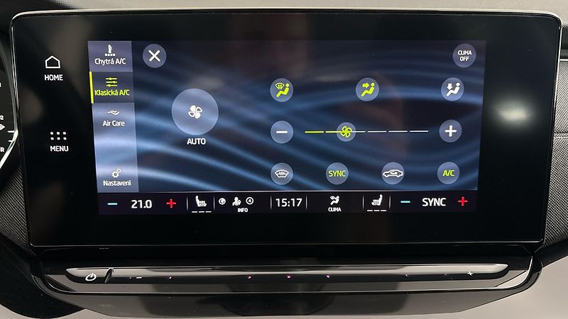 Škoda Octavia 2.0 TDI DSG Style - fotka 24 z 25