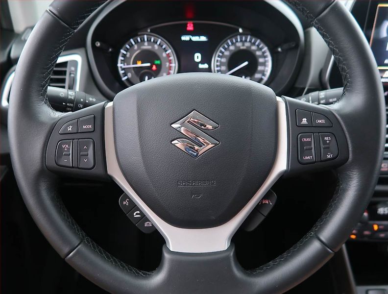 Suzuki SX4 S-Cross (2024) 1.4 BoosterJet - fotka 17 z 21
