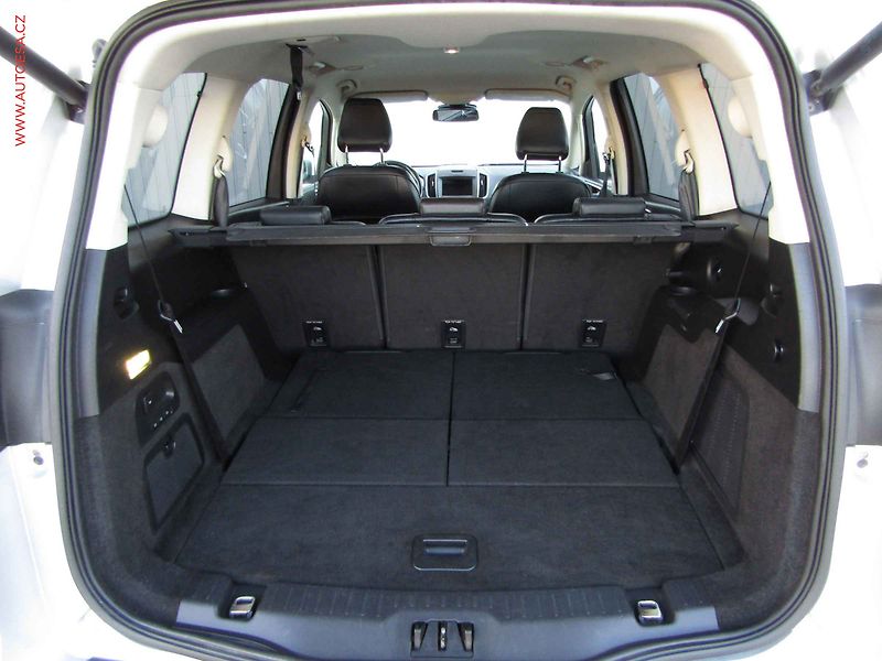 Ford Galaxy (2016) 2.0TDCi 7Míst, AT, navi - fotka 7 z 21