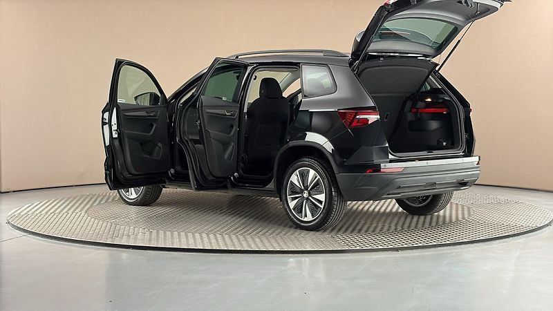 Škoda Karoq 1.5 TSI DSG Style - fotka 7 z 29