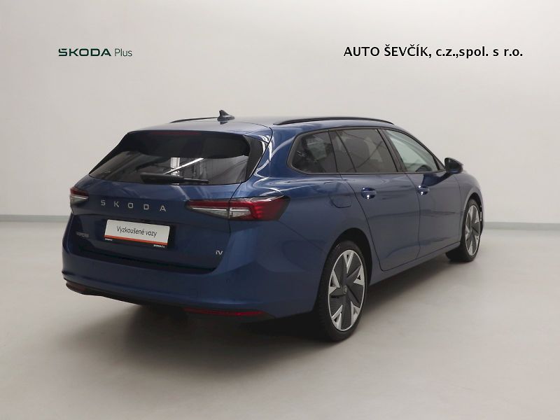 Škoda Superb (2025) COMBI PHEV 1.5 TSI 150kW DSG - fotka 2 z 29