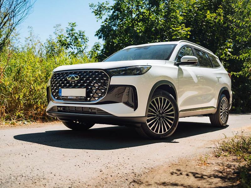 Chery Tiggo 8 (2026) 1.6 TGDI, UNIQUE, Ad. tempomat - fotografie inzerátu