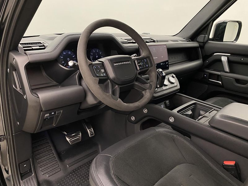 Land Rover Defender 110 P525 V8 EDITION AWD AUT CZ - fotka 4 z 58