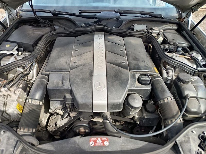 Mercedes-Benz Třídy E (2004) 3.2 165kw - fotka 39 z 40