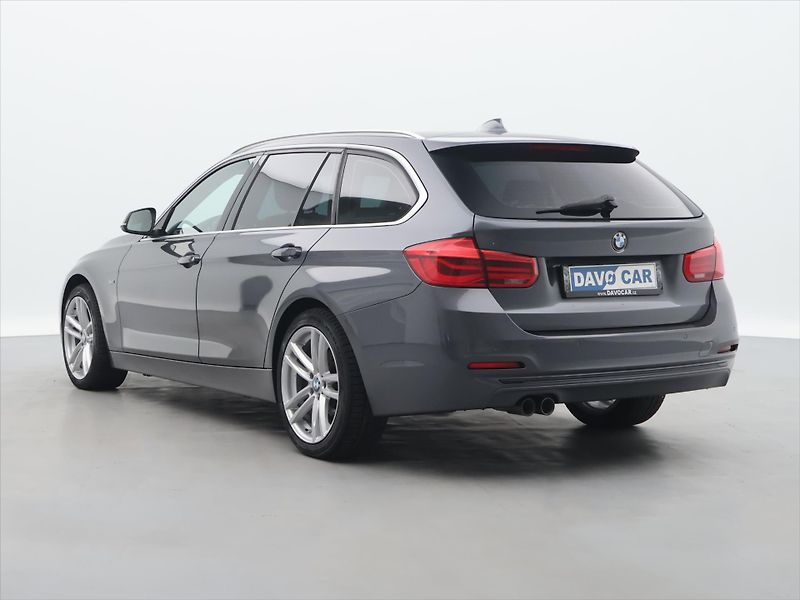 BMW Řada 3 2,0 320d xDrive 140kW Sport - fotka 5 z 29
