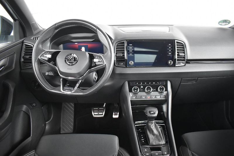 Škoda Karoq (2022) Sportline 1.5TSI 110kW DSG - fotka 15 z 28