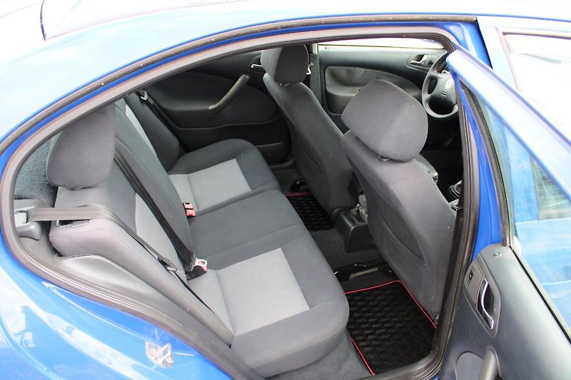 Škoda Octavia (2002) 1.9 TDI KLIMA,EL OKNA,ALU KOLA - fotka 12 z 16