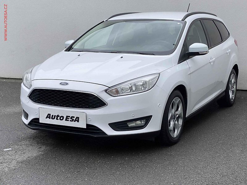 Ford Focus (2020) 1.5TDCi, Navi, park.čidla - fotka 3 z 18