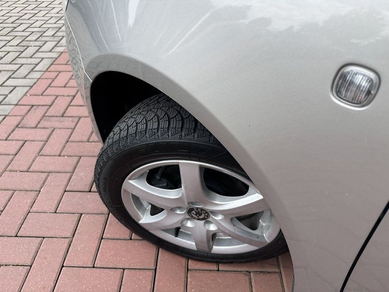 Škoda Fabia (2014) 1.2HTP Active Klima Tažné Z. - fotka 47 z 49