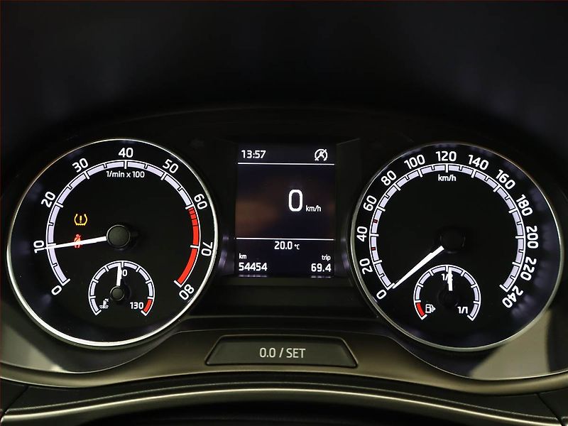 Škoda Fabia (2020) Style 1.0 TSI, Serv.kniha - fotka 8 z 14