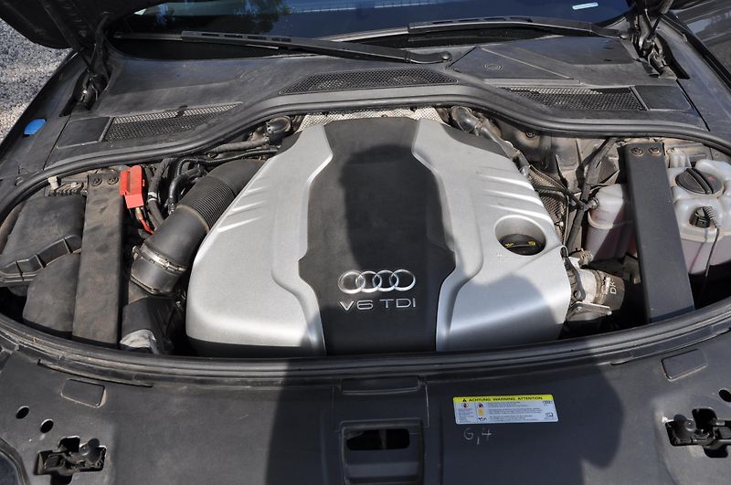 Audi A8 3.0TDi 193kW 4x4 - fotka 10 z 22