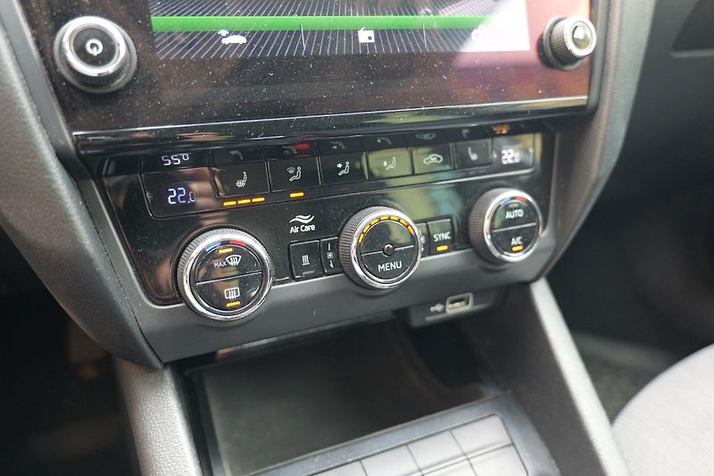 Škoda Octavia 1.5 CNG Webasto LED Tažné Kess - fotka 30 z 37
