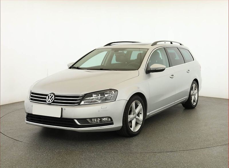 Volkswagen Passat (2014) 2.0 TDI, Navi, Tempomat - fotka 2 z 18