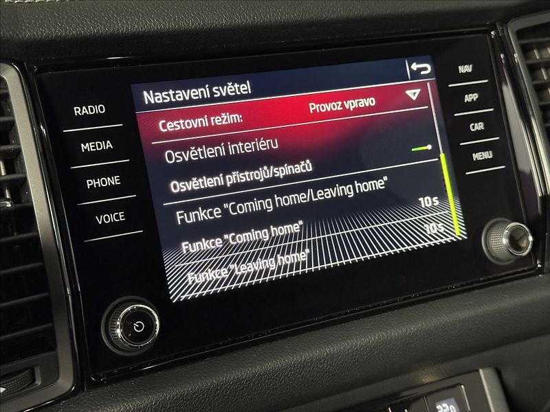 Škoda Kodiaq 2,0 TDi  DSG Clever LED Assist - fotka 34 z 48