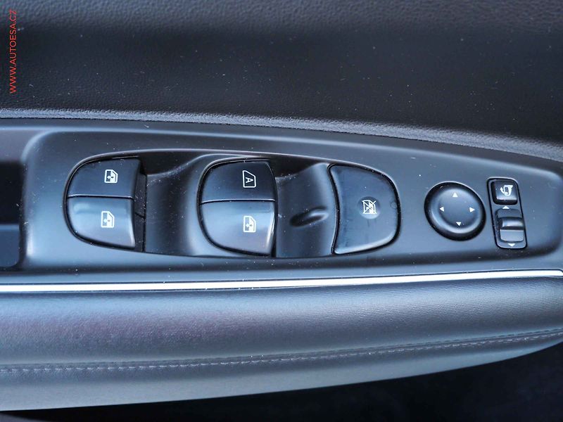 Renault Koleos (2018) 2.0 dCi 4WD, Initiale Paris - fotka 11 z 25