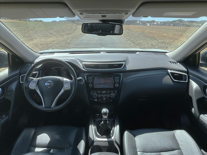 Nissan X-Trail 1,6 dCi 96kw 4WD Kůže Panorama - fotka 30 z 39