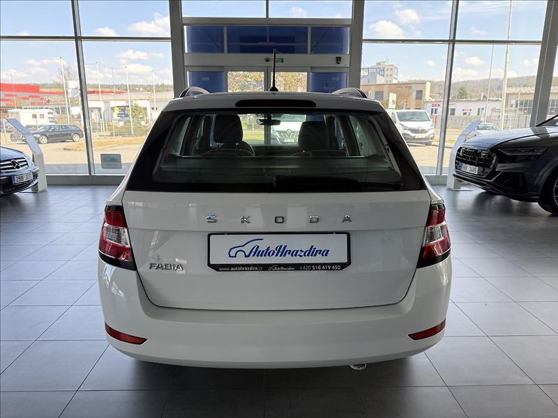 Škoda Fabia 1,0   TSI 70kW,SERVISKA - fotka 4 z 23