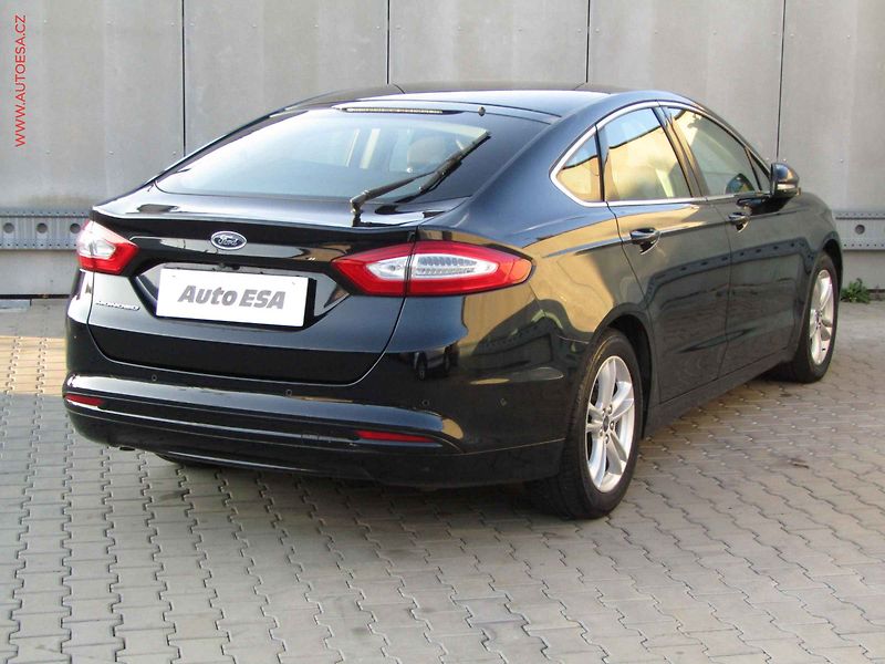 Ford Mondeo (2018) 2.0 TDCi, Automat, navi - fotka 4 z 21