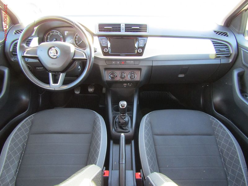 Škoda Fabia (2019) 1.0TSI, ČR, Ambition, TZ - fotka 8 z 17