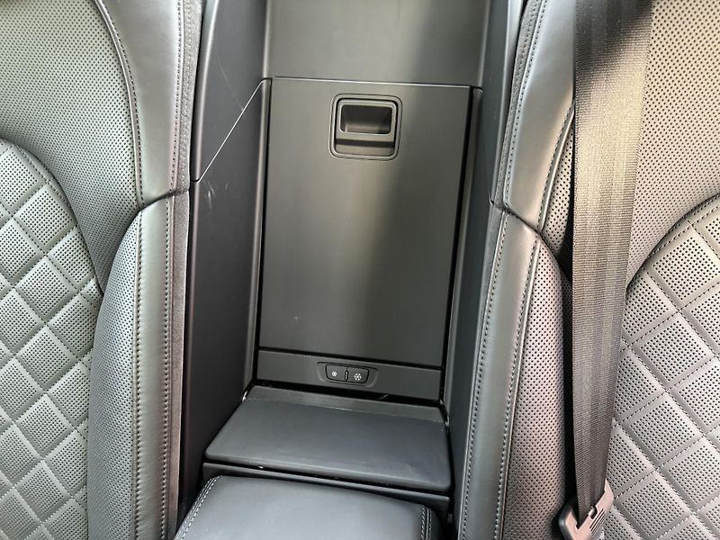 Audi S8 S8+ 445 KW-KERAMIKY-LED-R21 - fotka 45 z 48