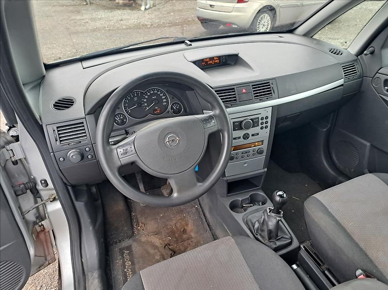 Opel Meriva 1,4 i   závada - fotka 19 z 24