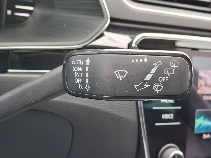 Škoda Superb (2021) Combi L&K DSG 4x4 2,0TDi 147kW - fotka 22 z 35