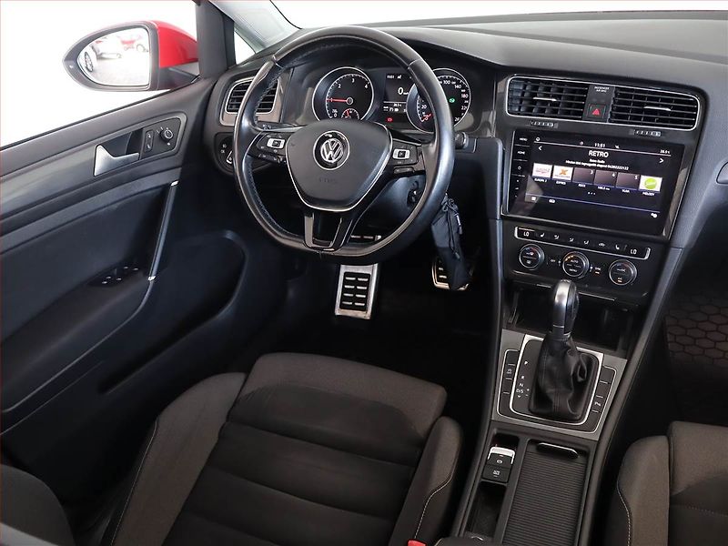 Volkswagen Golf (2018) R-Line 1.6 TDI, Automat, Kůže - fotka 7 z 22