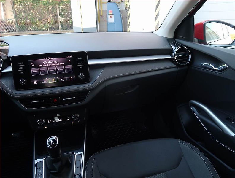 Škoda Fabia (2023) 1.0 TSI, Serv.kniha, Tempomat - fotka 8 z 18