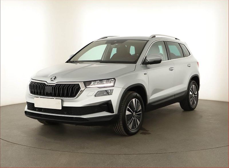 Škoda Karoq (2024) 2.0 TDI, Drive, FullLed - fotka 2 z 16