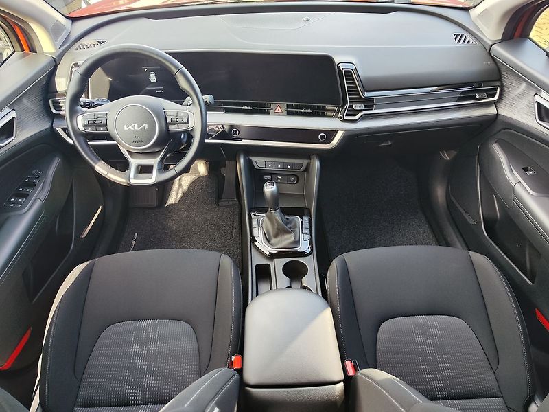 Kia Sportage 1.6 T-GDI/110kW Exclusive - fotka 13 z 33