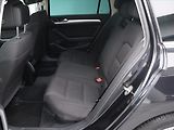Volkswagen Passat 2,0 TDI 110kW Comfortline Navi - náhled 14