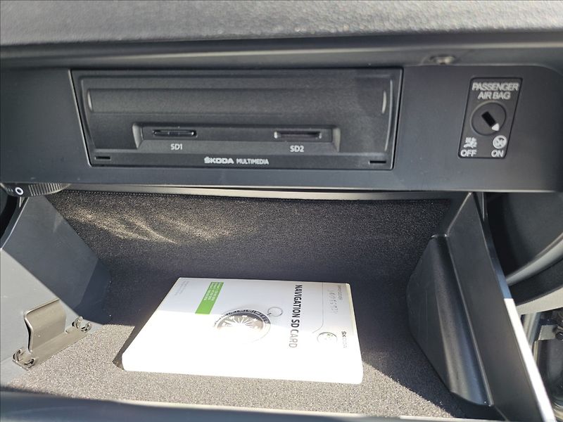 Škoda Octavia III 1,4TSi 110KW DSG Style - fotka 36 z 45
