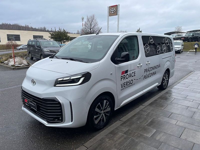 Toyota ProAce Verso 2.0L  177 - 8 AT AE Family 8S - fotka 3 z 29