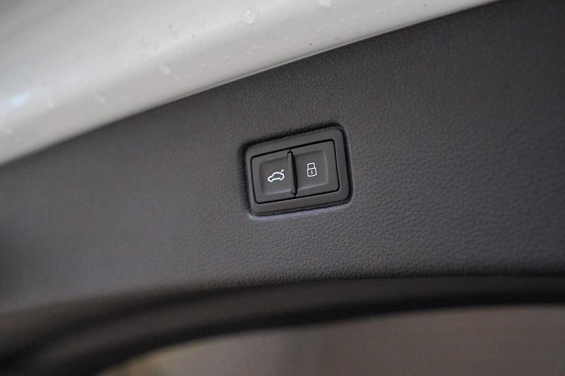 Audi Q7 - fotka 30 z 30