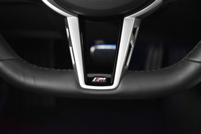 BMW Řada 3 320d xD ///M*ZÁRUKA*DPH*ČR 1.M - fotka 18 z 43