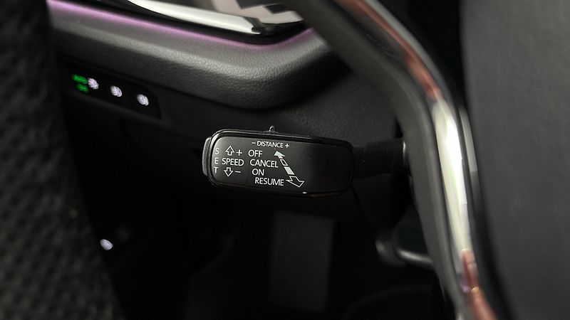 Škoda Octavia 2.0 TDI Style Combi - fotka 14 z 28