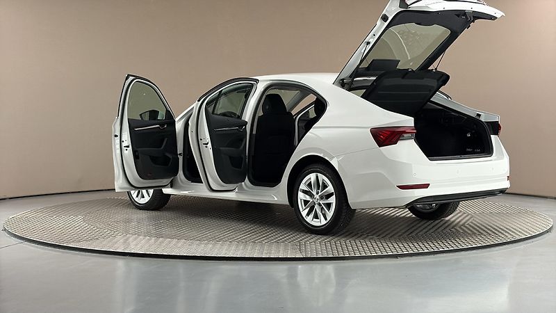 Škoda Octavia 1.5 TSI E-Tec DSG Style - fotka 7 z 25