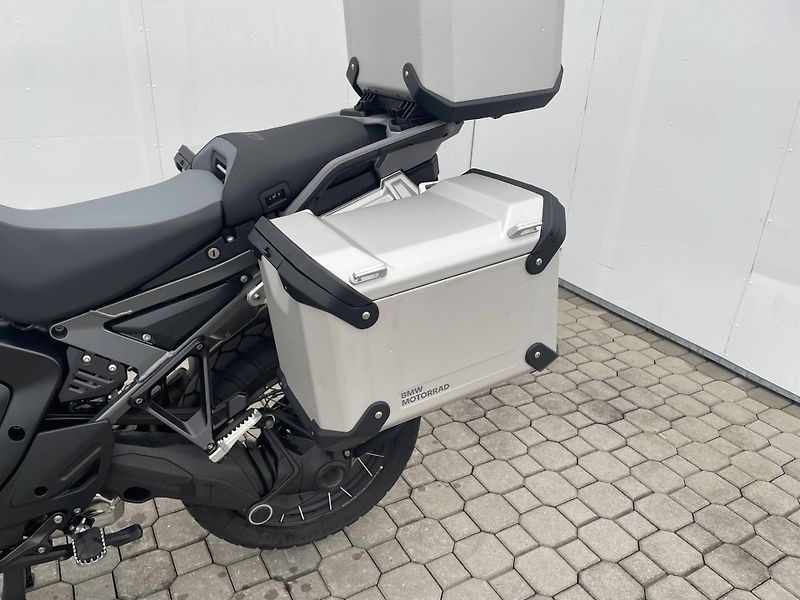 BMW (2026) R 1300 GS Adventure - fotka 9 z 14