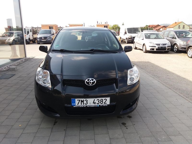 Toyota Auris 1.4VVTi,71kW,DIG.KLIMA,TAŽNY!! - fotka 2 z 25